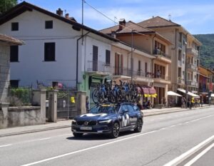 Bicicletta: ricordi di famiglia auto con bici sopra