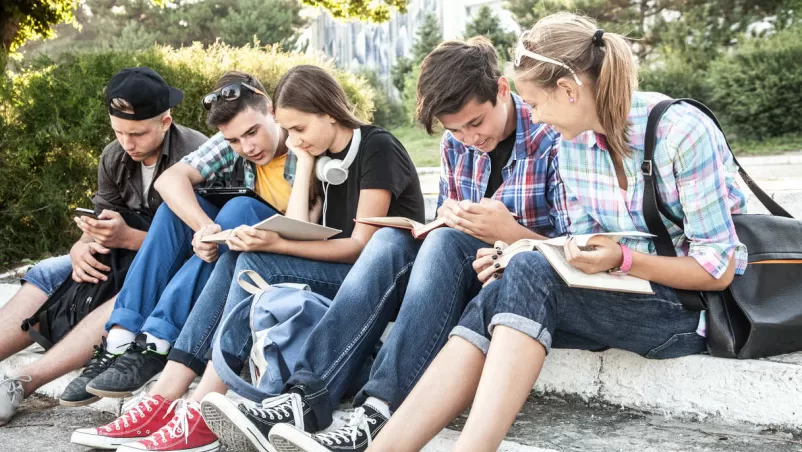 L'adolescenza teatro di emozcioni