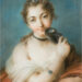 ritratto femminile con maschera