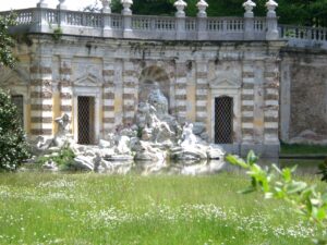 Residenza Sabauda Aglié Fontana Settecentesca 