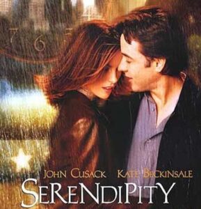 Il significato della serendipità nella vita quotidiana Film serendipity, i protagonisti abbracciati